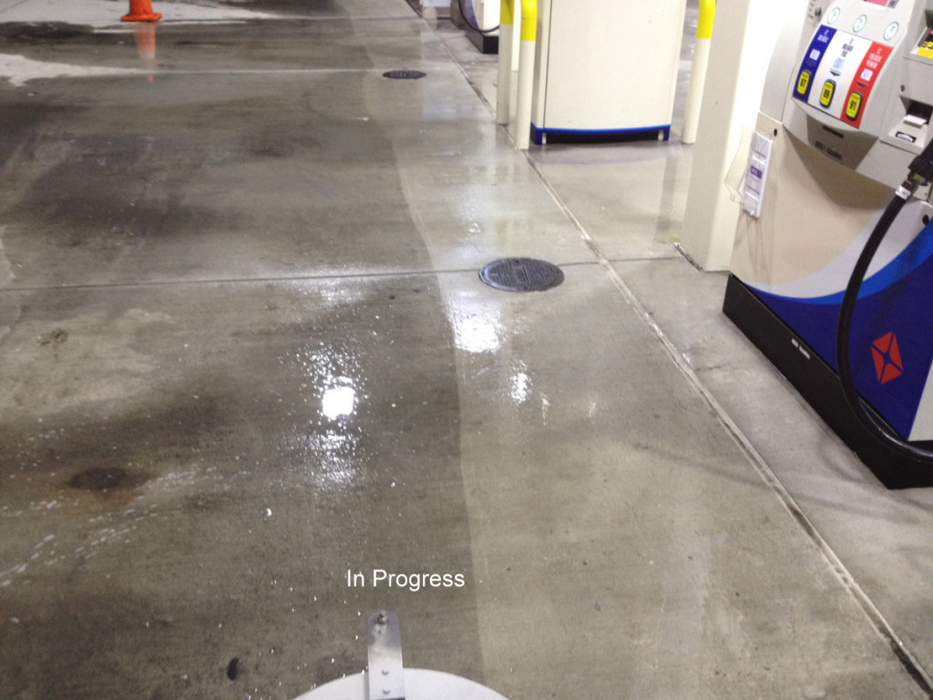 Image-Gas Station Pressure Washing